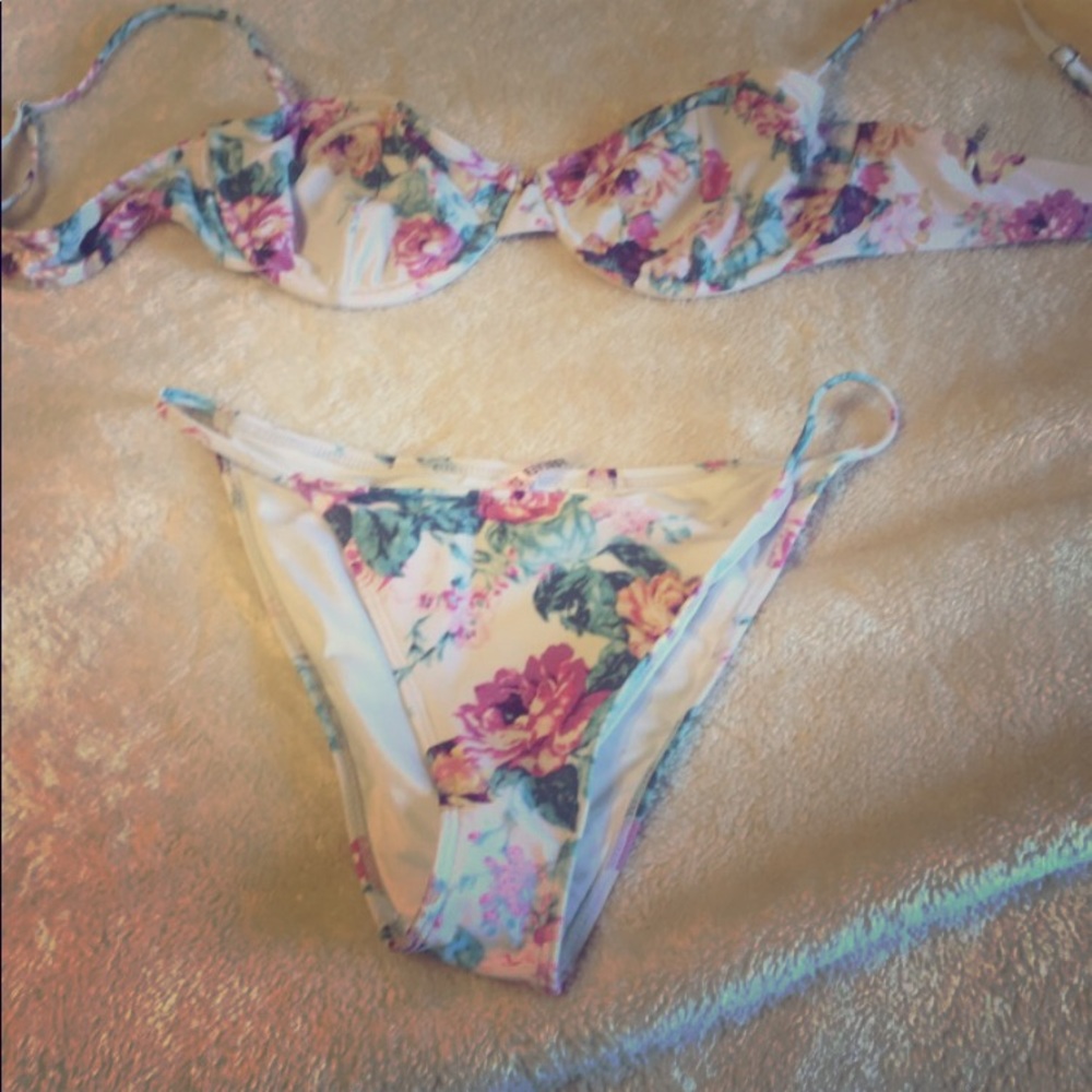 Floral bikini - only worn twice. Size Medium